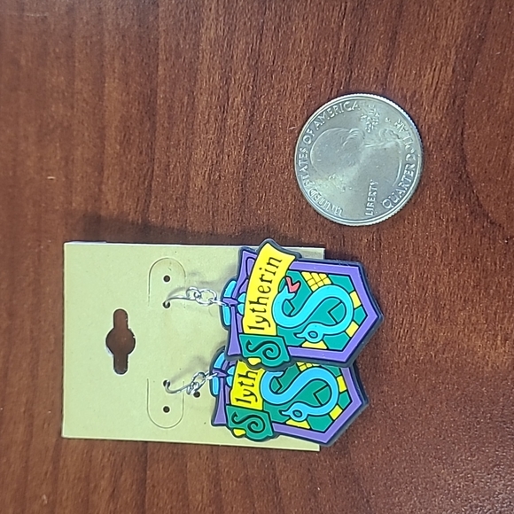 New PVC Harry Potter Slytherin Dangle Earrings - Picture 4 of 4